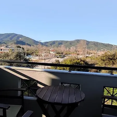 Szálloda Mare Monti 2*